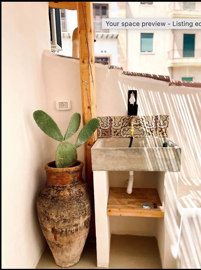 팔레르모 Duplex Townhouse With Gigantic Terrace 빌라 0*,  이탈리아